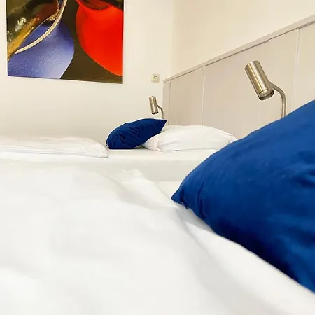 Отель Stadthotel 2*